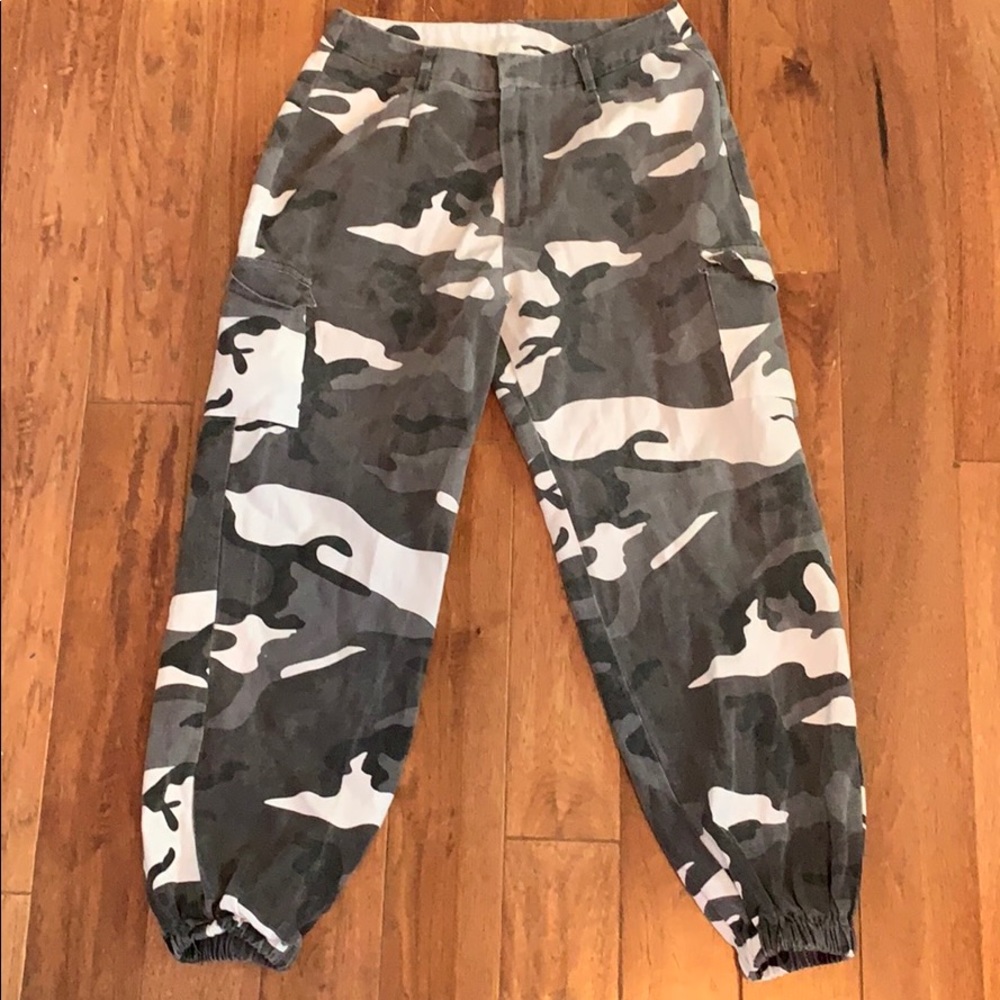 camo pants